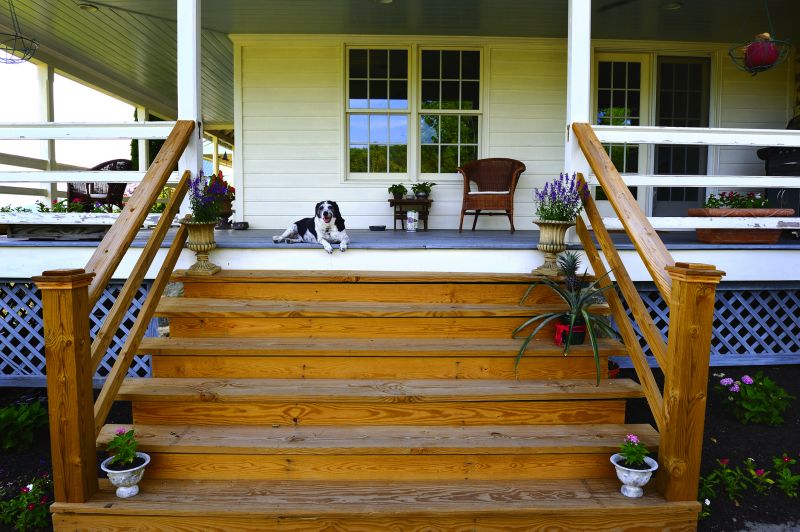 Balcony Rail Repair in Conroe, TX